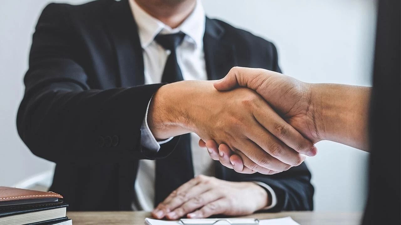 KPSS’den 60 puan alanlar başvursun! MEB uzman yardımcısı alacak