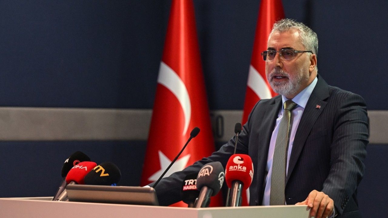 Bakan Işıkhan’dan işsizlik açıklaması! Son 20 aydır tek hanede seyrediyor