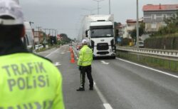 Bakan Yerlikaya duyurdu: 424 bin 968 araç denetlendi